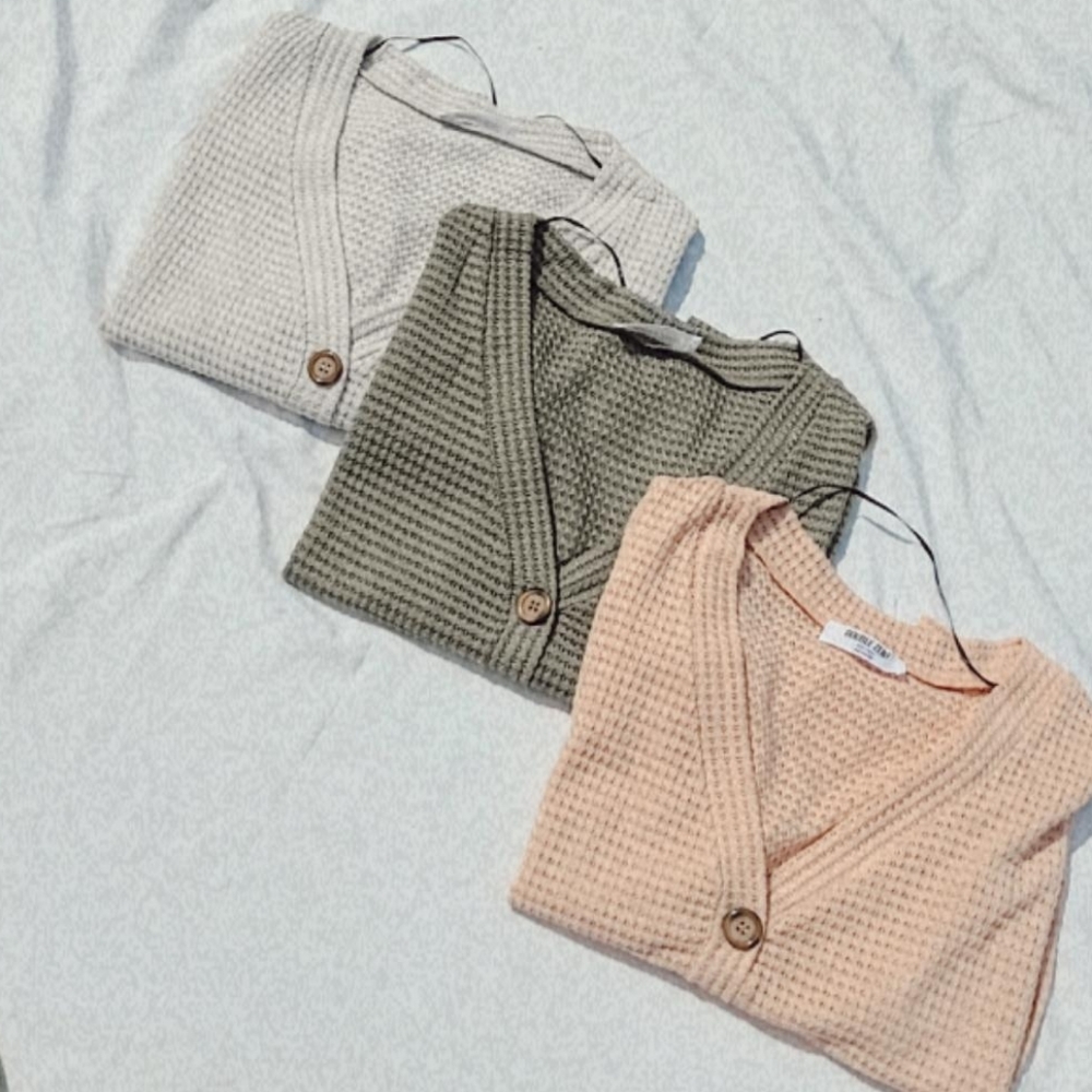 ๐๏ธLet's stay in Collection// Misty rose Cardigan - Picture 4 of 10